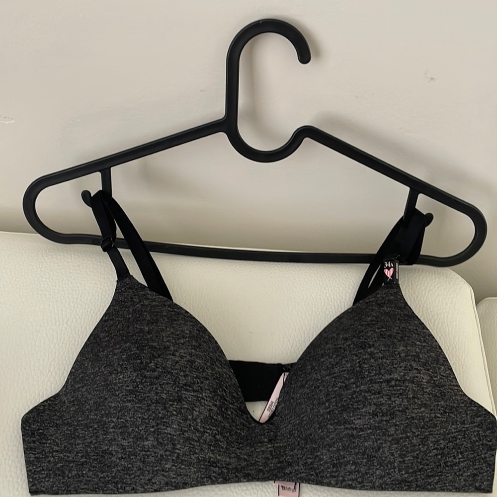NWT Black Marl Victoria’s Secret T-shirt lightly lined wireless bra 34A